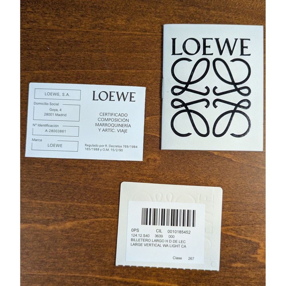 Loewe Large Vertical Wallet Tan Grained Calfskin Leather Anagram - Picture 3 of 11